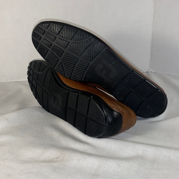 FootJoy Men’s Tan Leather Slip-On Driving Loafers